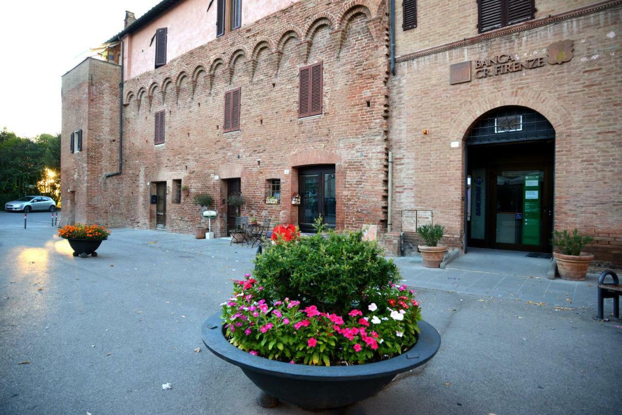 Affittacamere Caliani Buonconvento Exterior photo