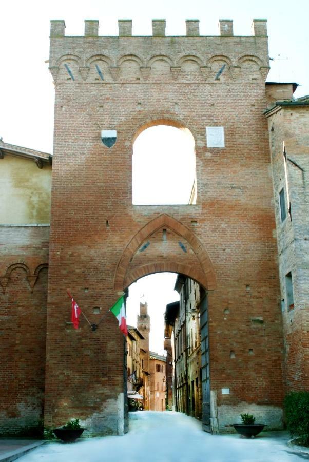 Affittacamere Caliani Buonconvento Exterior photo